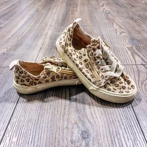 Cat & Jack zip up leopard print tennis shoes